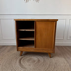 Petite meuble de rangement