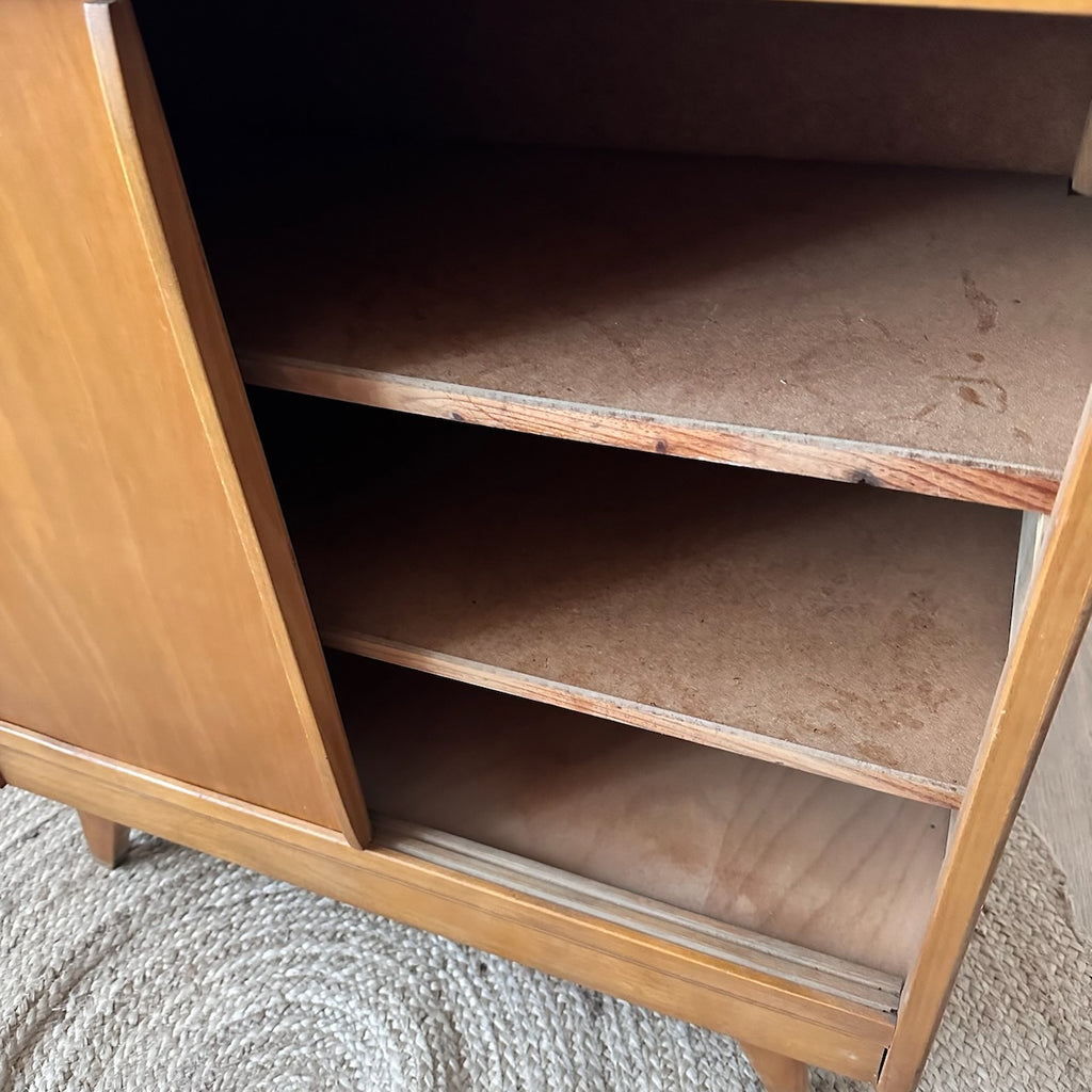 Petite meuble de rangement