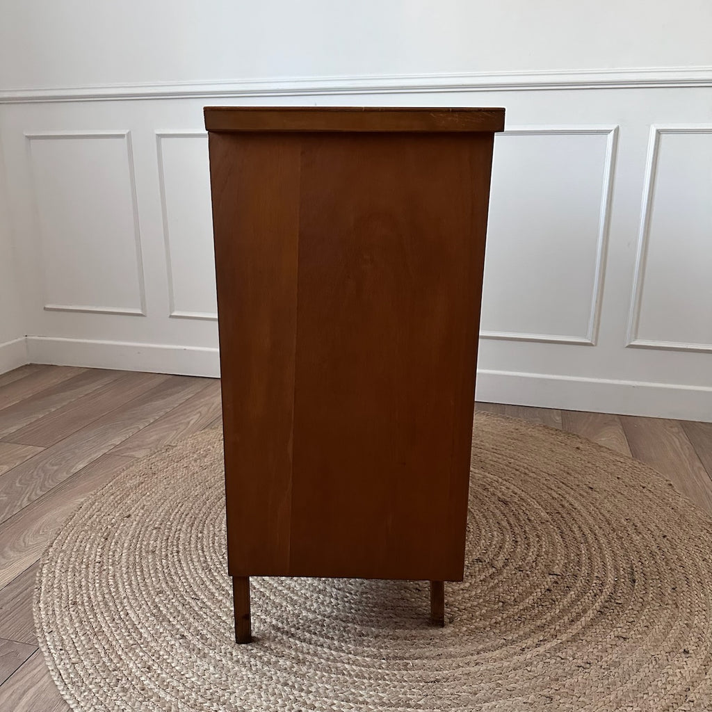Petite meuble de rangement