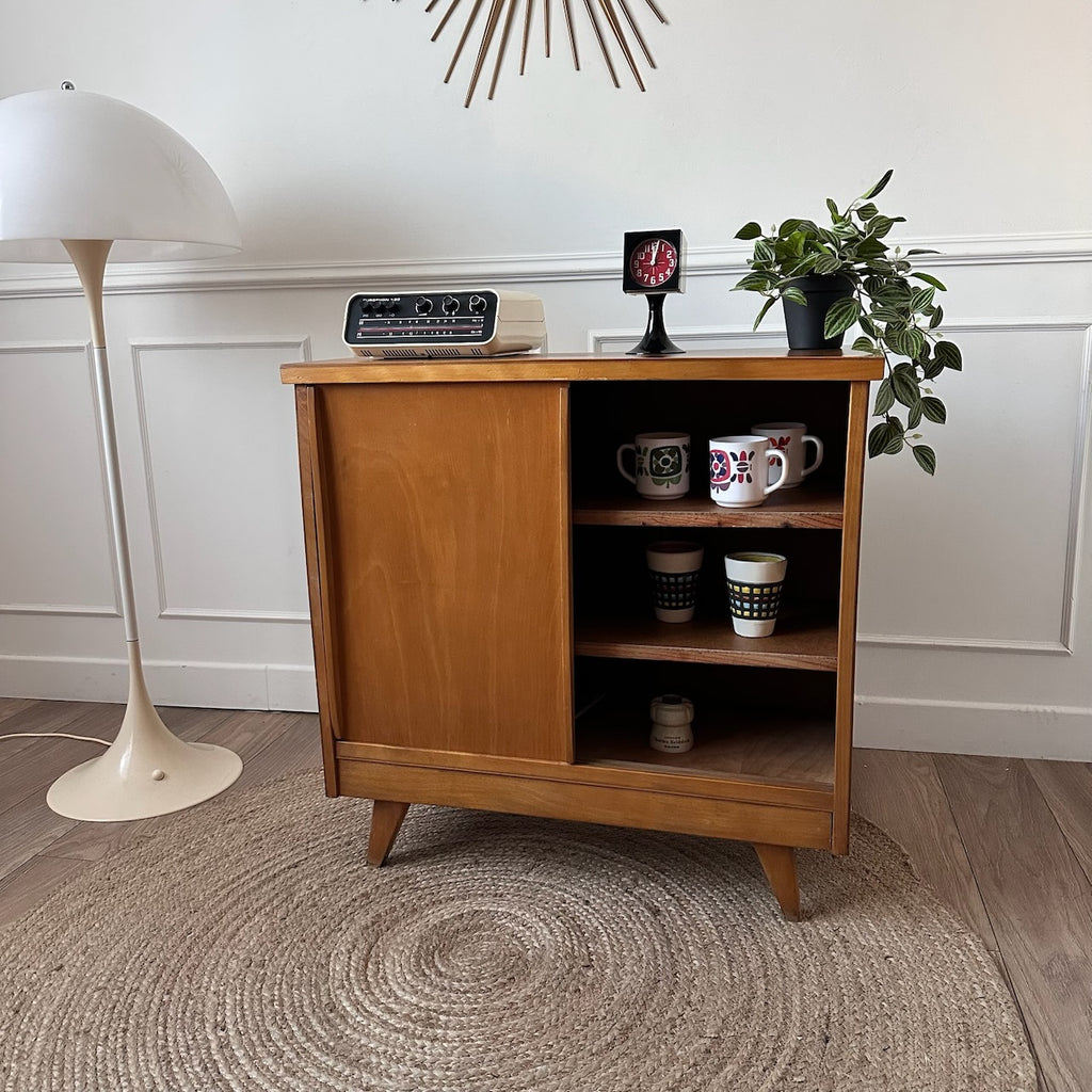 Petite meuble de rangement