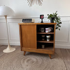 Petite meuble de rangement