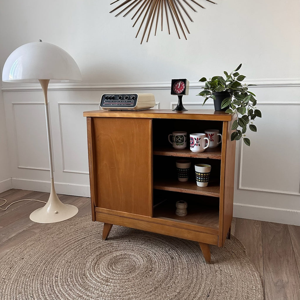 Petite meuble de rangement