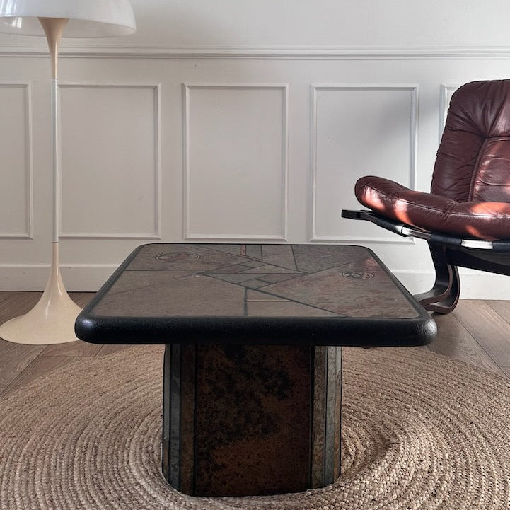 Table basse brutaliste de Paul Kingma