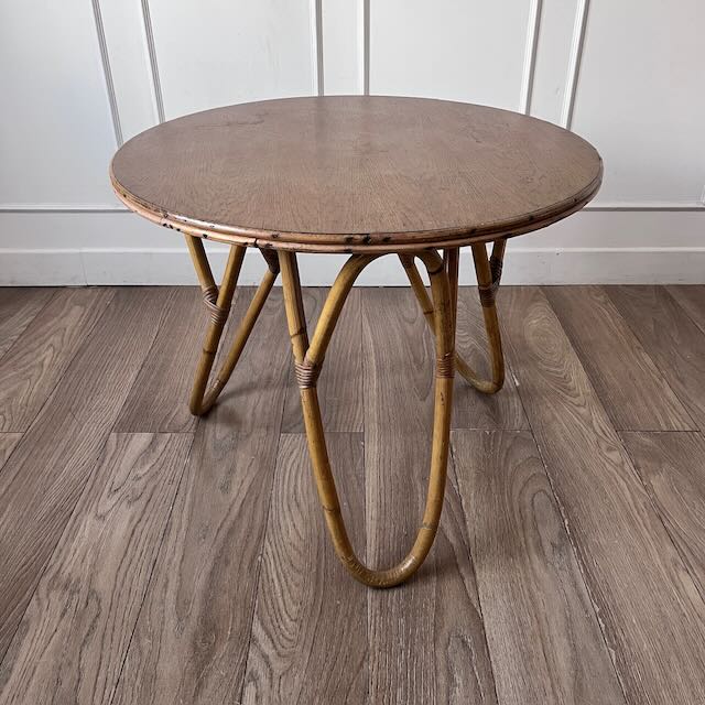 Table basse en rotin