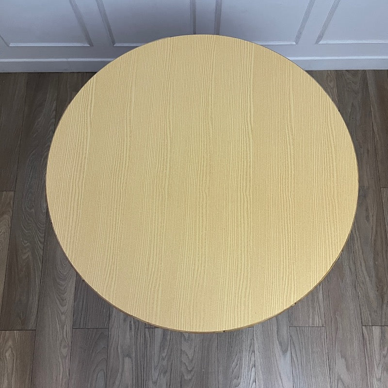 Table à manger ronde en rotin vintage