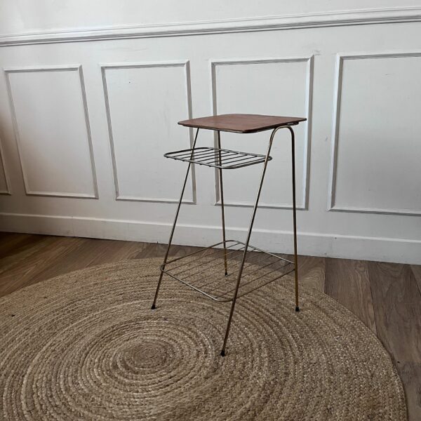 Tablette porte-revues vintage